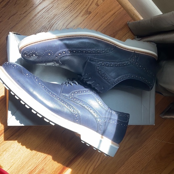 Kenneth Cole leather loafer - Picture 3 of 5